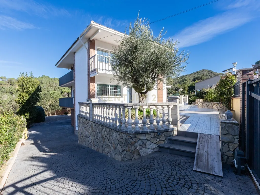 Exclusiva vivenda llesta per fer realitat els teus somnis a Tordera, urbanització Mas Mora. - Image 68