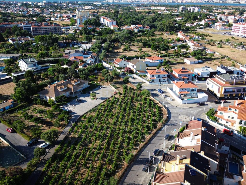 🏡 Moradia T3 em Bacelos de Gaio – Conforto, Espaço e Qualidade de Vida no Seixal - Image 36