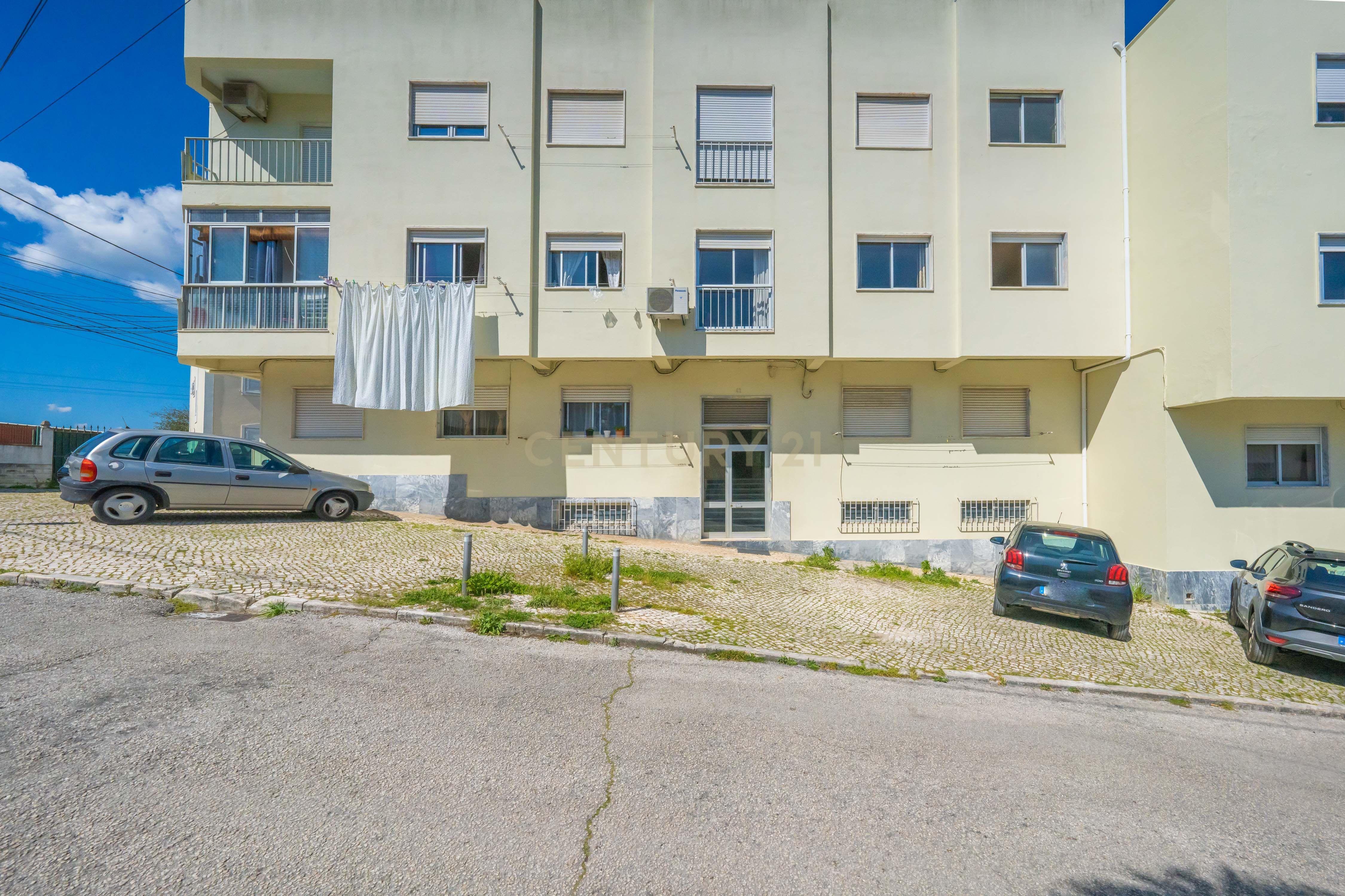 Apartamento T2, na Várzea, em Setúbal - Image 20