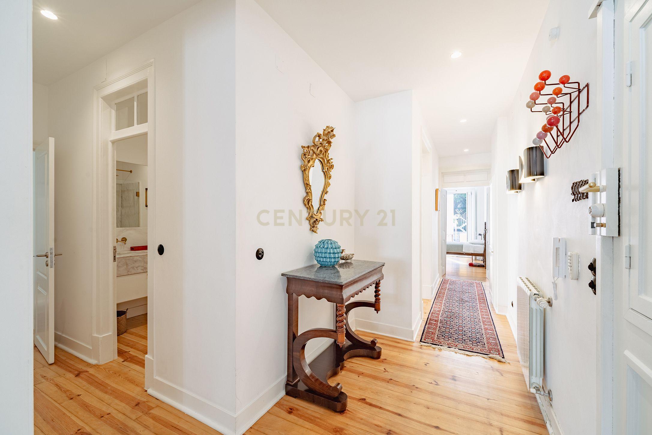 Apartamento T3 à venda em Santo António, Lisboa — foto 3