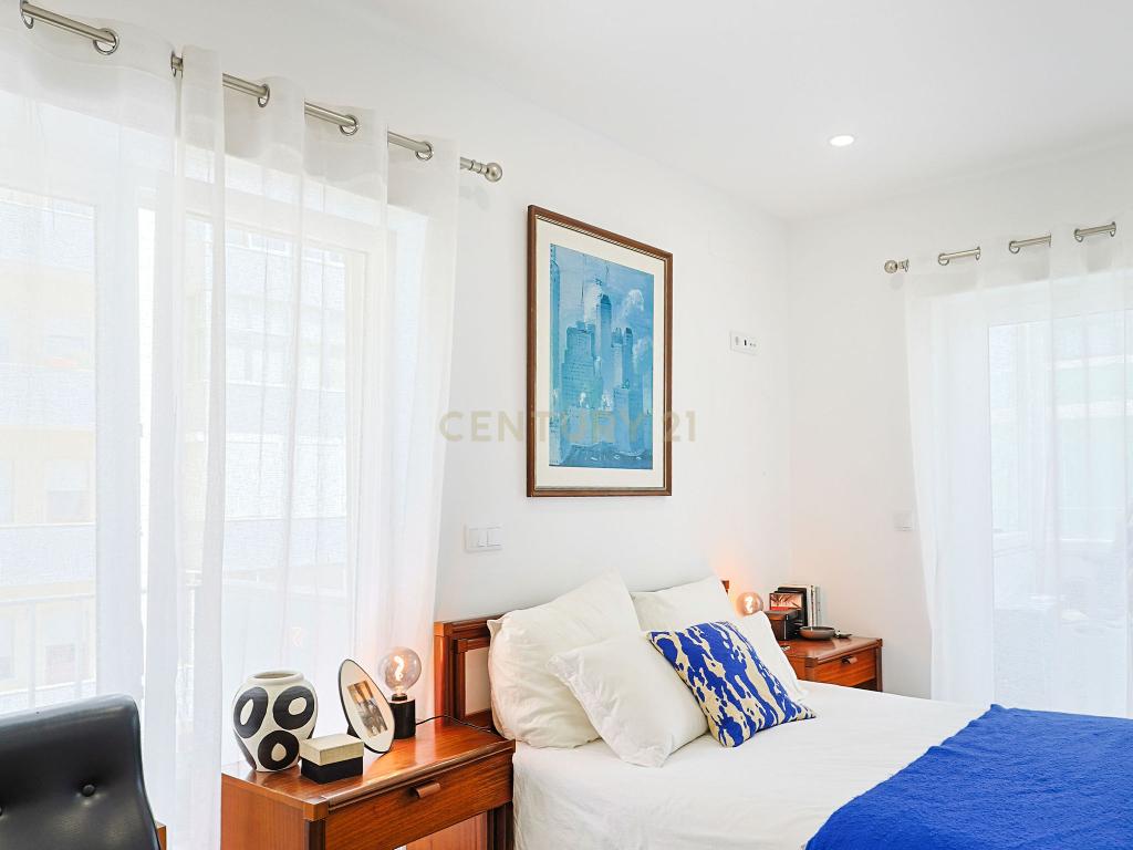 Apartamento T2 Centro de Almada Remodelado - Image 34