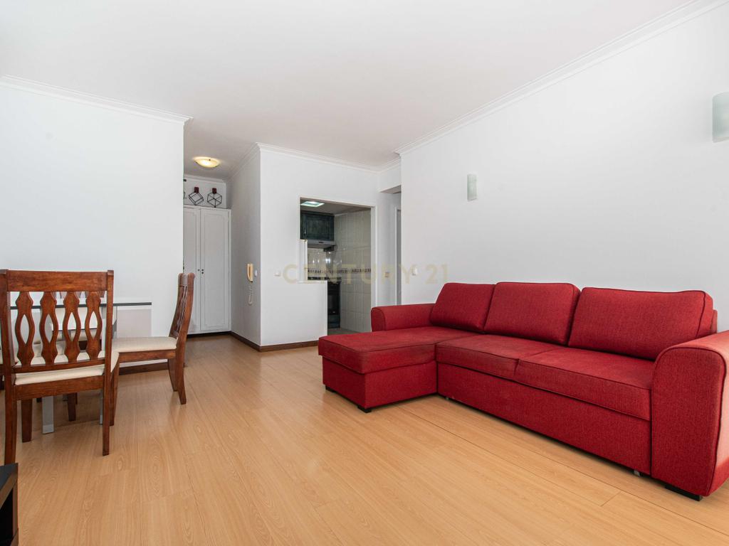T1 c/ Varanda Cascais - Image 3