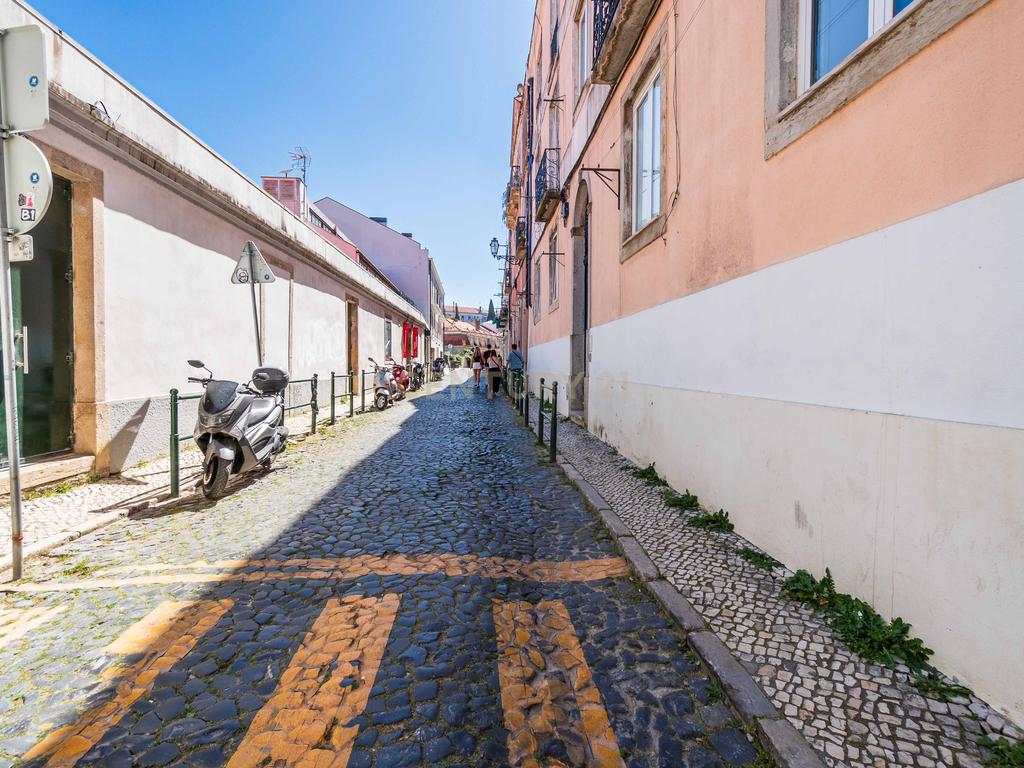 Apartamento em Lisboa próximo do Castelo de São Jorge - Image 45