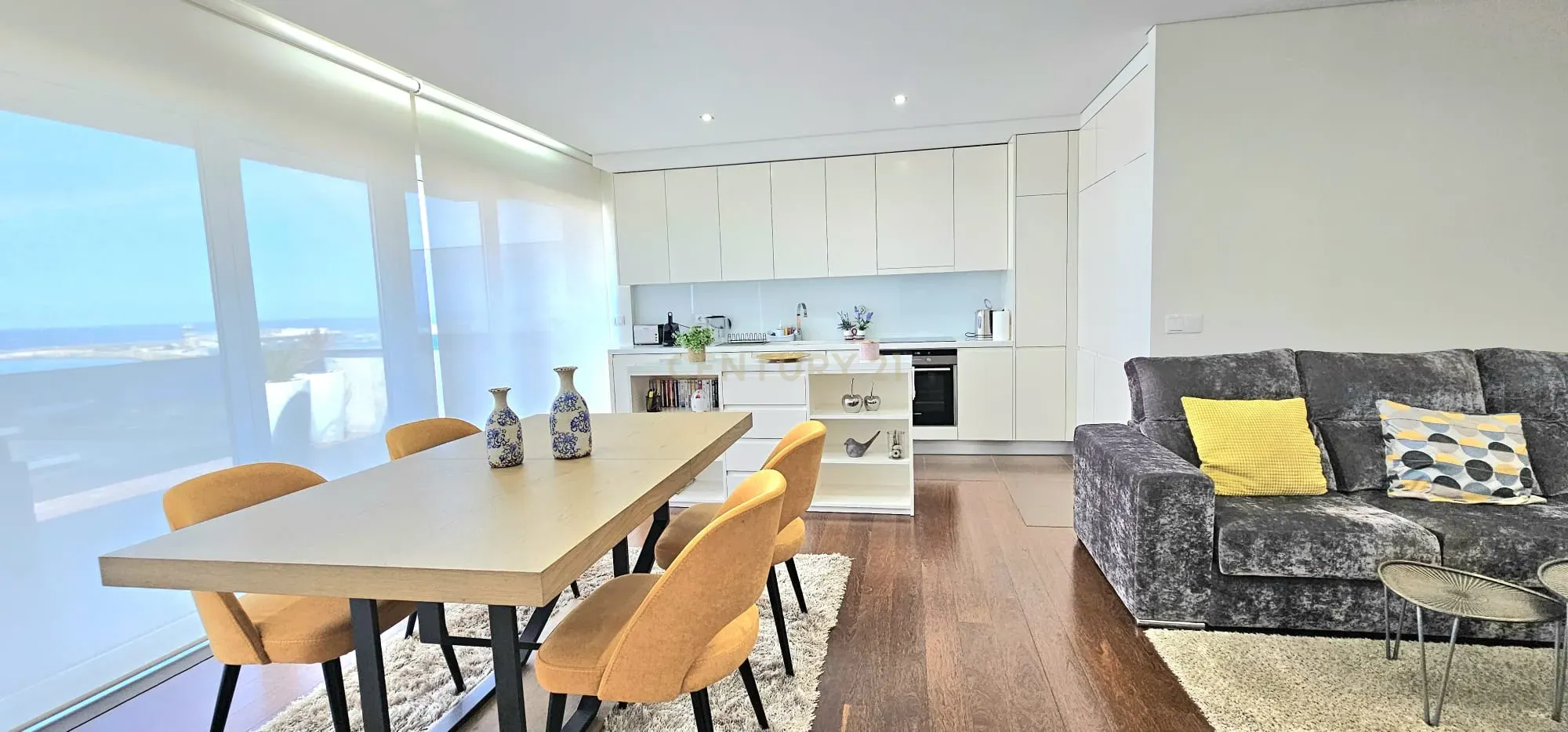 Apartamento T2 em Primeira linha de mar em Vila do Conde - Image 2