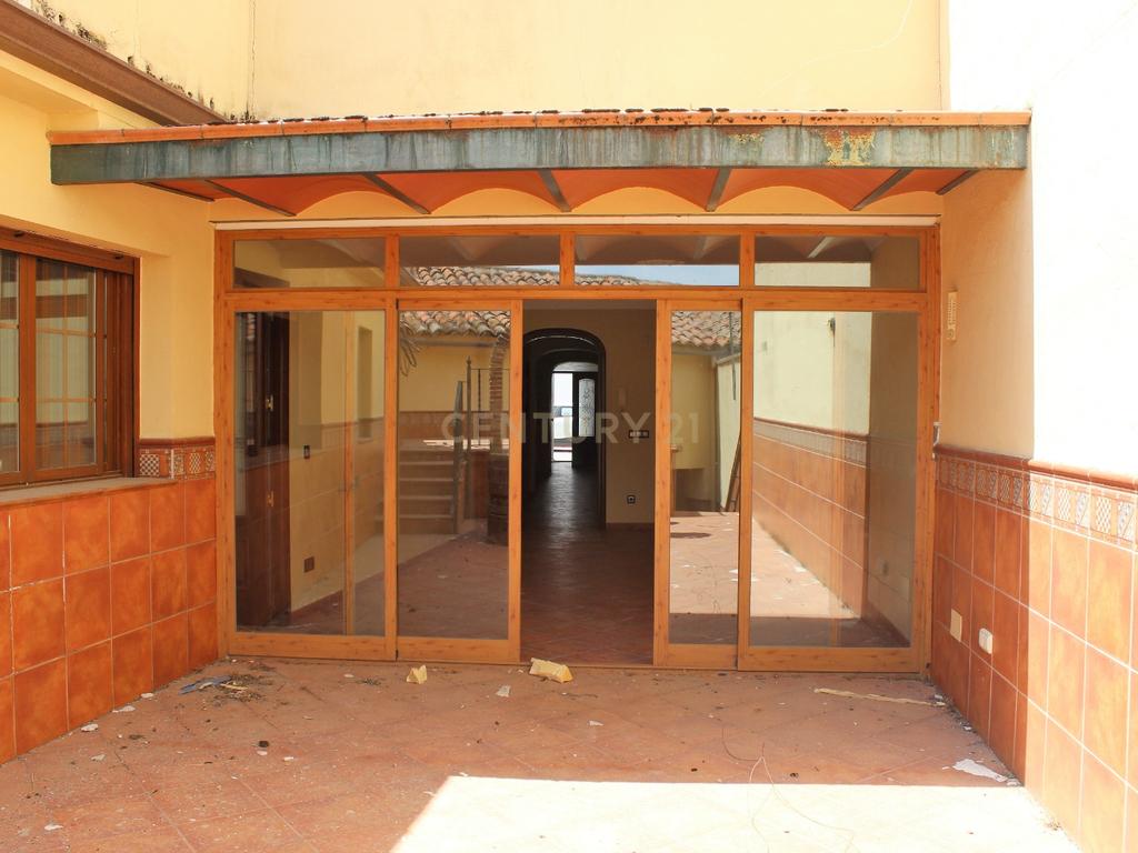  - Image 4
