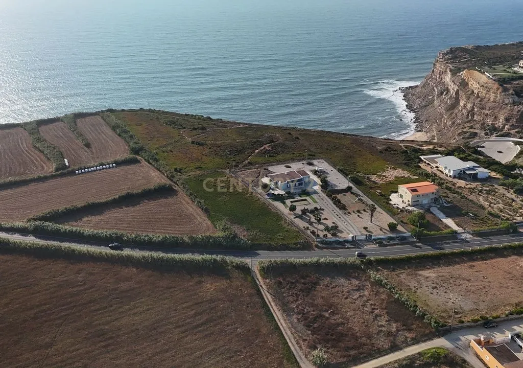 Uma moradia única sobre o Atlântico | Praia da Calada – Ericeira - Image 32