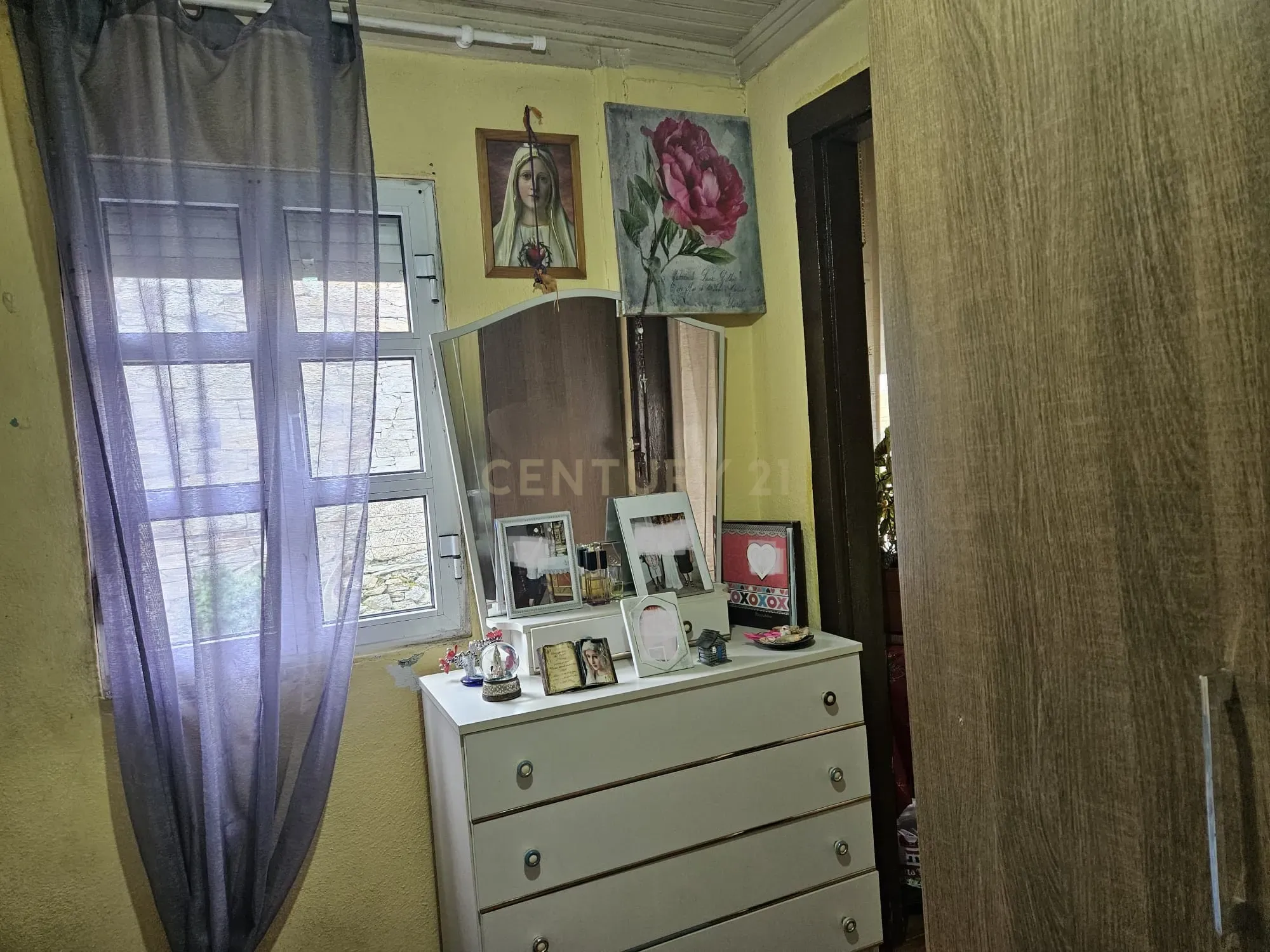Moradia Acolhedora T2 em São João da Pesqueira - Image 11