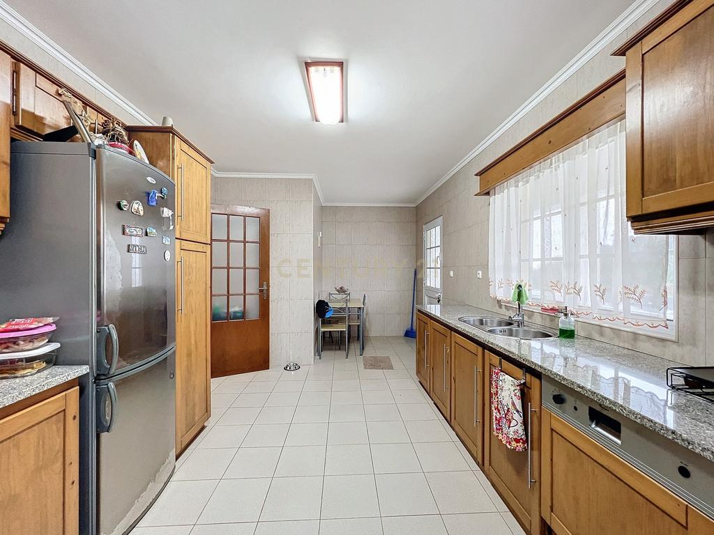 Casa T4 com Vista Mar em Povoação, Ilha de São Miguel - Image 14