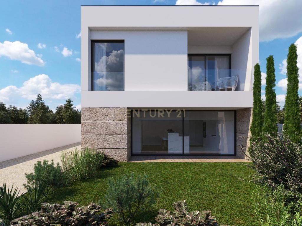 Luxuosa Moradia T3 em Vila Nova de Gaia com Piscina e Jardim - Image 30