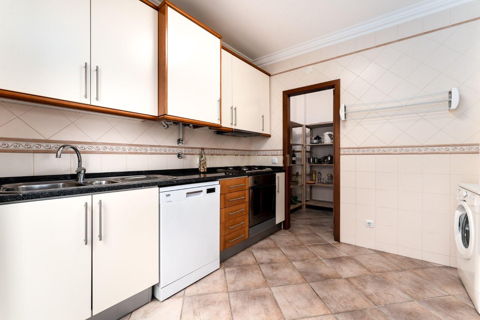 Fotografia 10 de Apartamento T1 Central no centro Histórico da Vila Ericeira