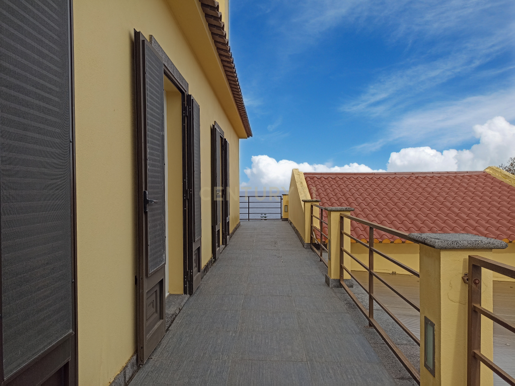 Moradia T4 com Vista Mar | Ajuda da Bretanha | São Miguel - Image 66