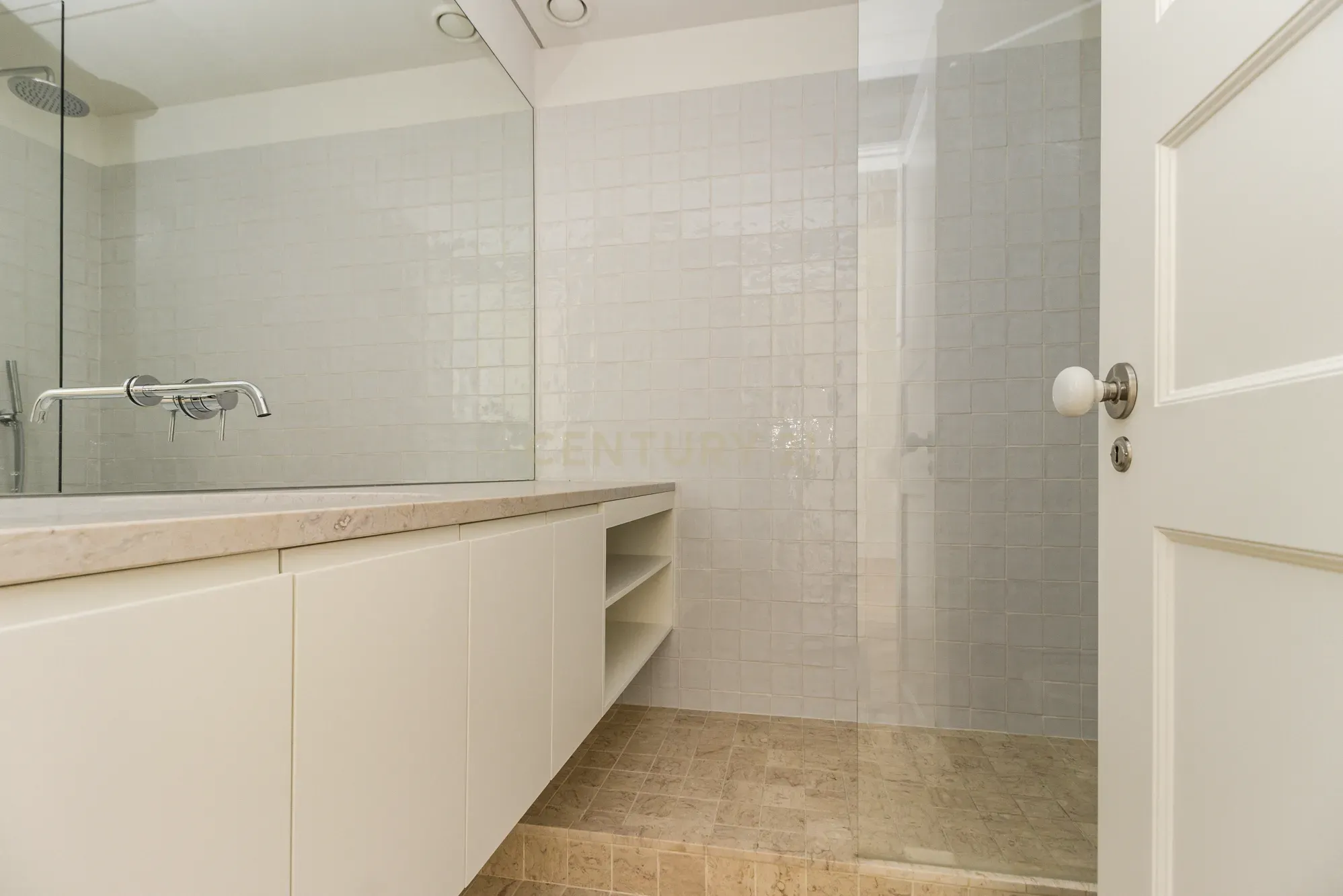 Apartamento T1 novo - Avenidas Novas. - Image 13