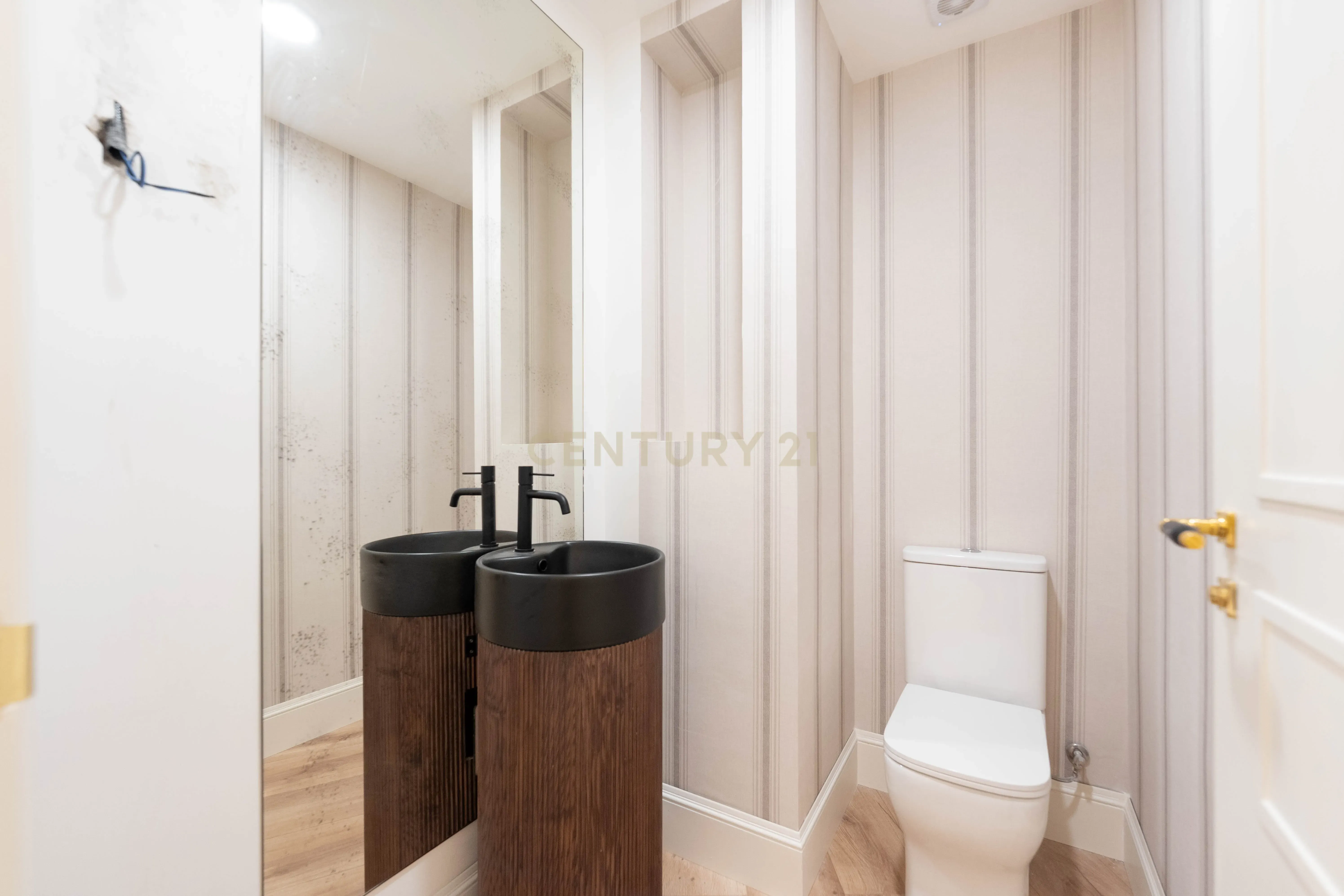APARTAMENTO LUMINOSO Bº DE SALAMANCA - Image 11