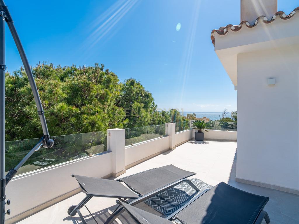 Moradia renovada com vista para o mar e perto da praia – Torreblanca, Fuengirola - Image 39