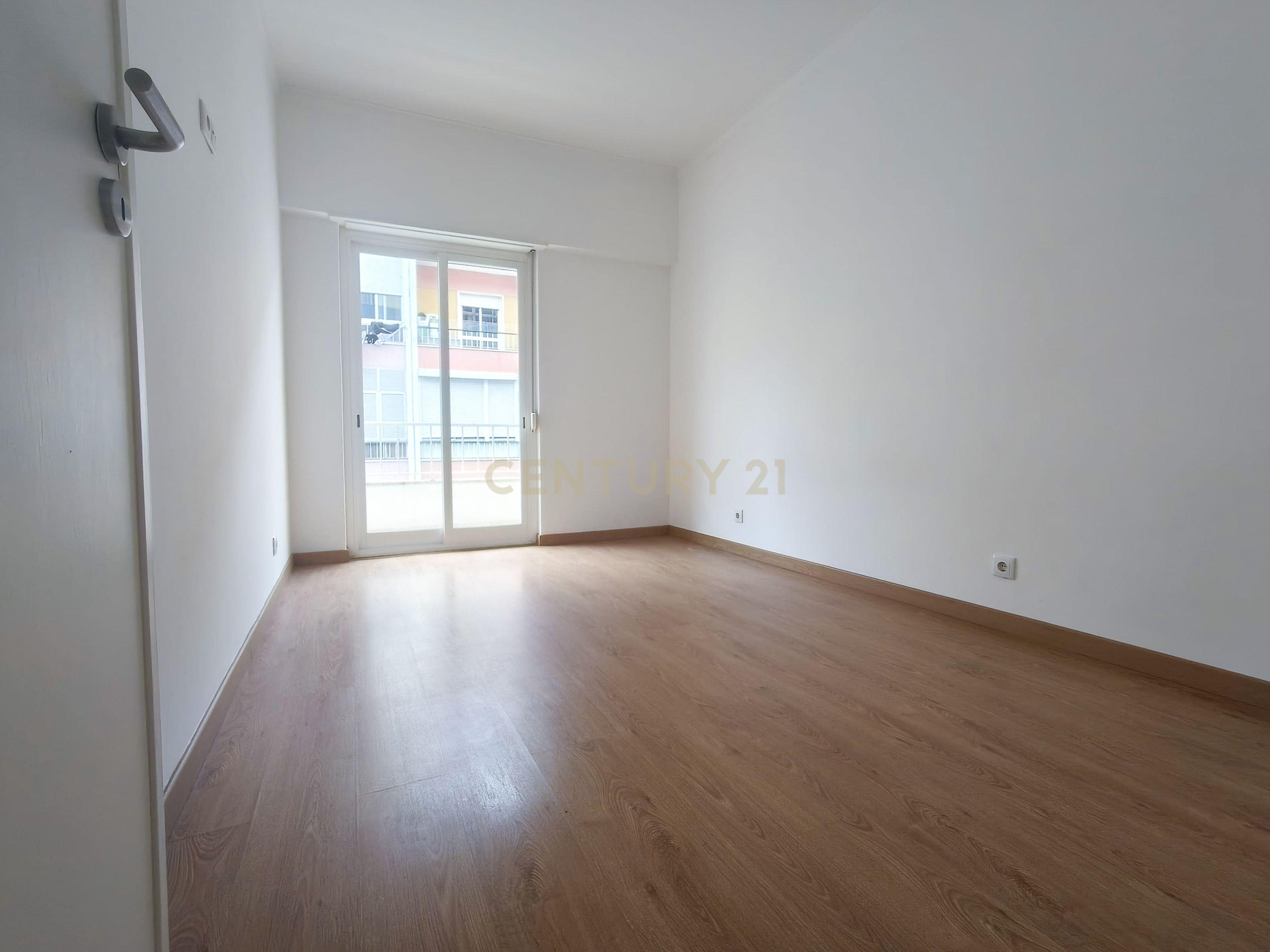 Apartamento T2 | Dafundo - Image 5