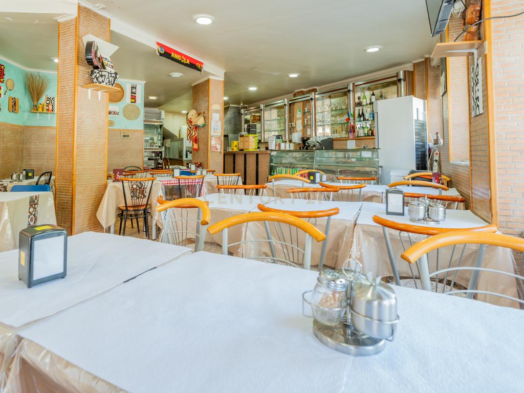 Trespasse Café/Restaurante no Centro da Amadora – Oportunidade Imperdível! - Image 6