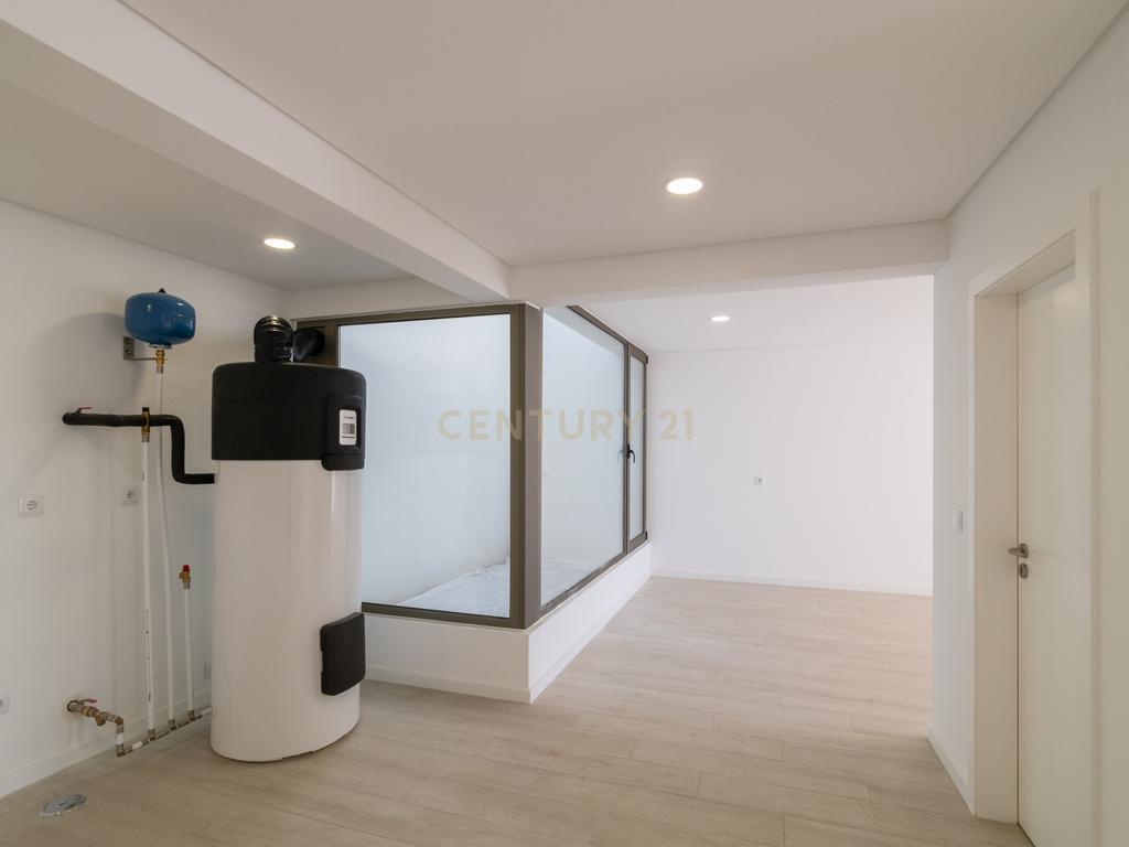Condomínio Villas d’Ouro – Exclusividade e Conforto no Coração de Sesimbra - Image 60