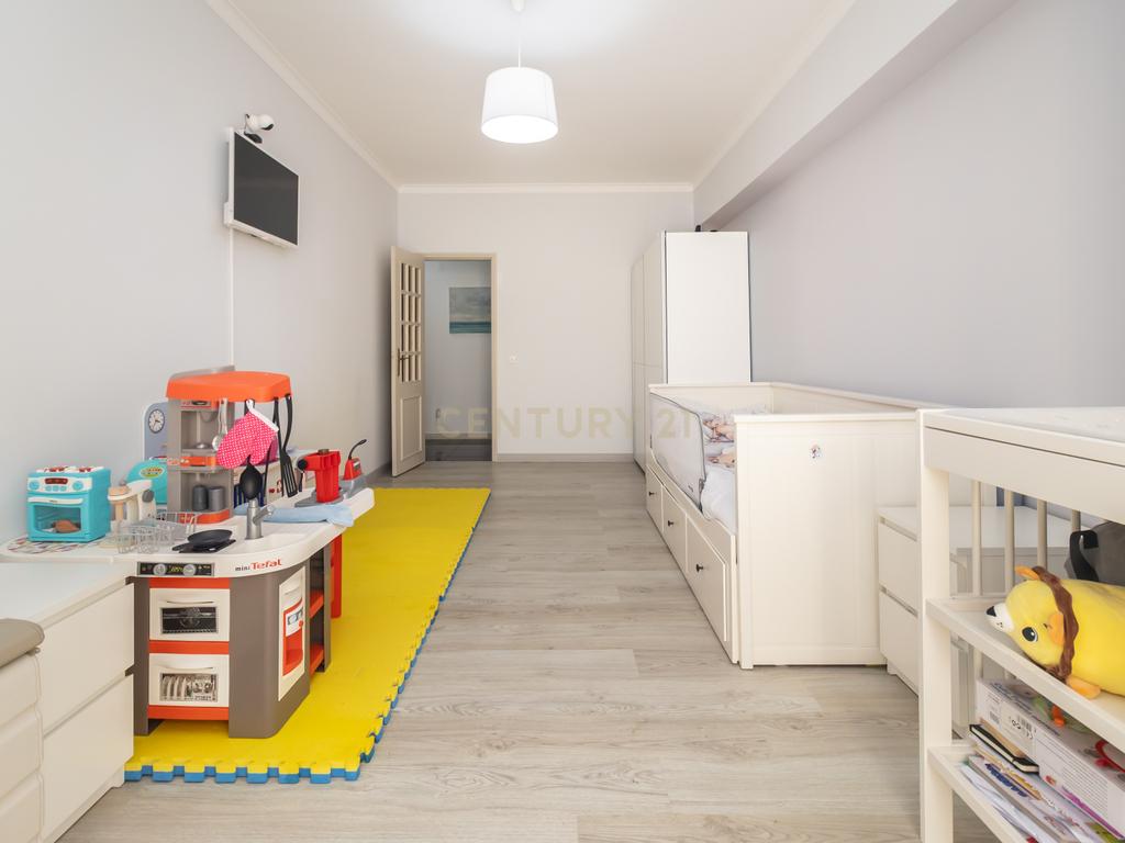 Viva com conforto no coração de Setúbal – Excelente Apartamento T3 nos Pinheirinhos - Image 16