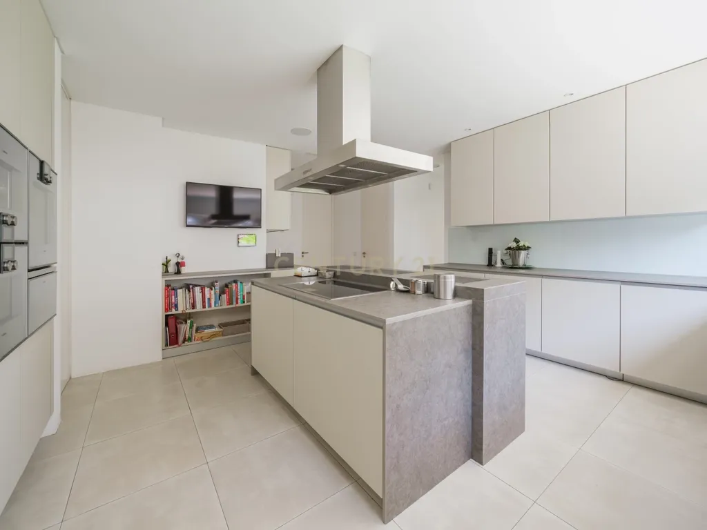 Moradia de luxo contemporânea com 6 suítes na Quinta da Marinha, Cascais - Image 37
