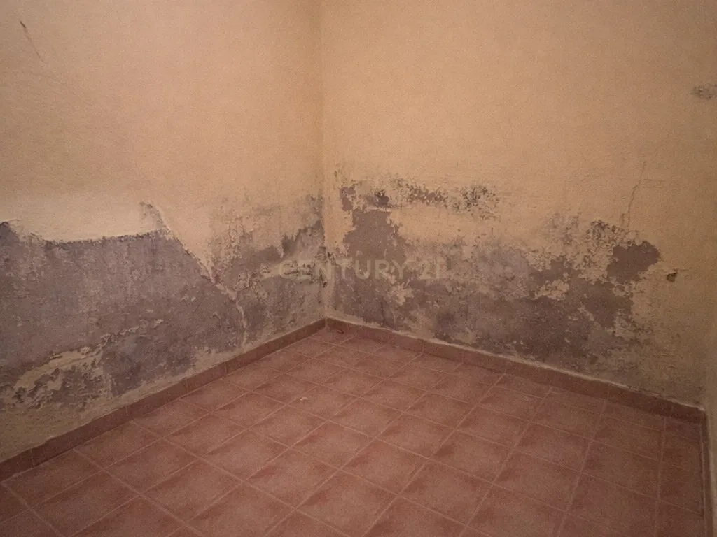 Edifício exclusivo com grande potencial numa das melhores zonas de Trujillo - Image 120