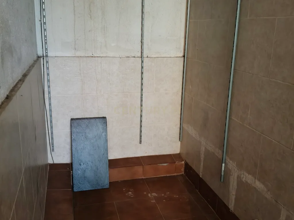 Apartamento para Recuperar em Ripollet, Barcelona - Image 22