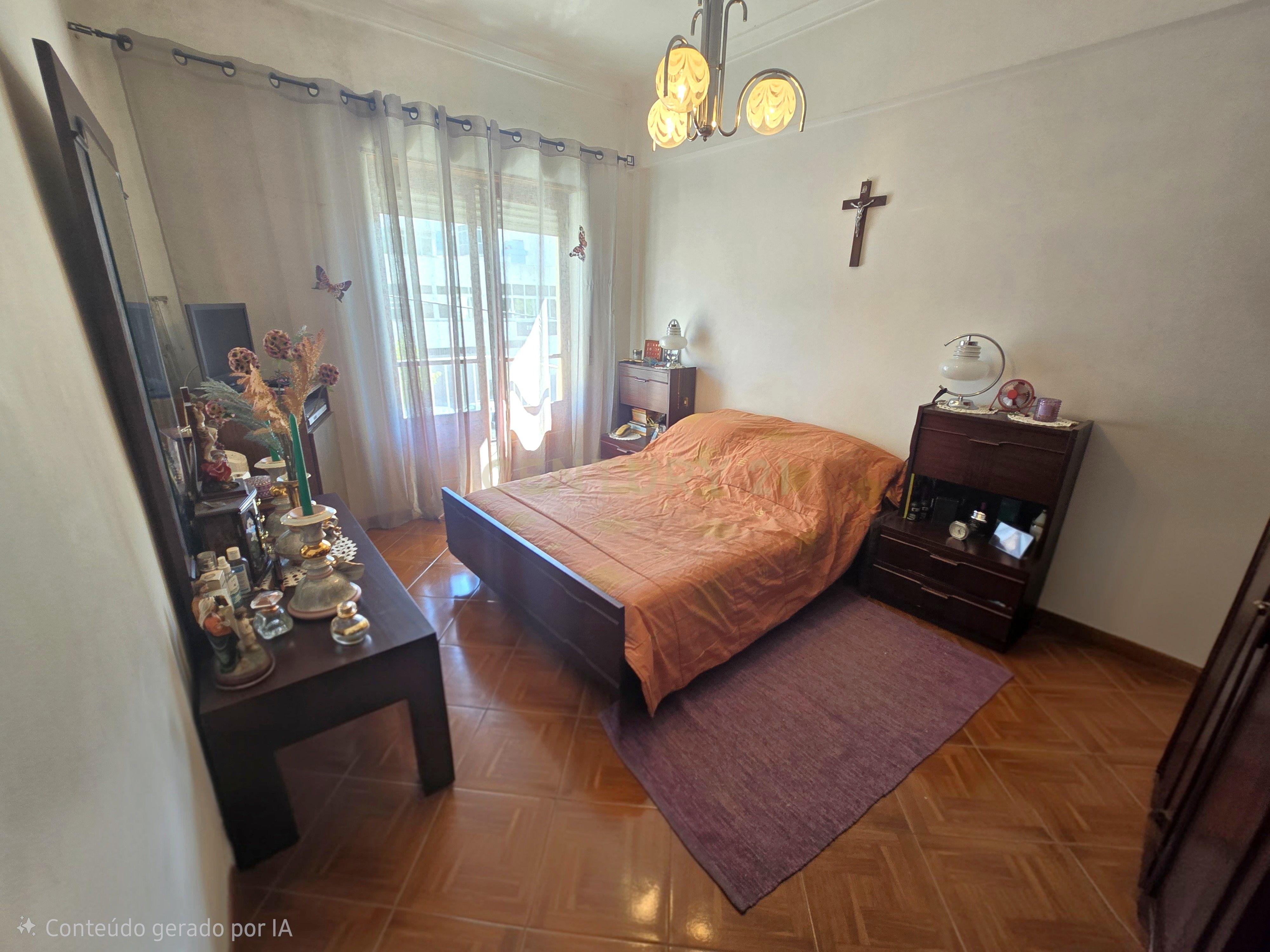 Fotografia 11 de Apartamento T3 com varandas e arrecadação