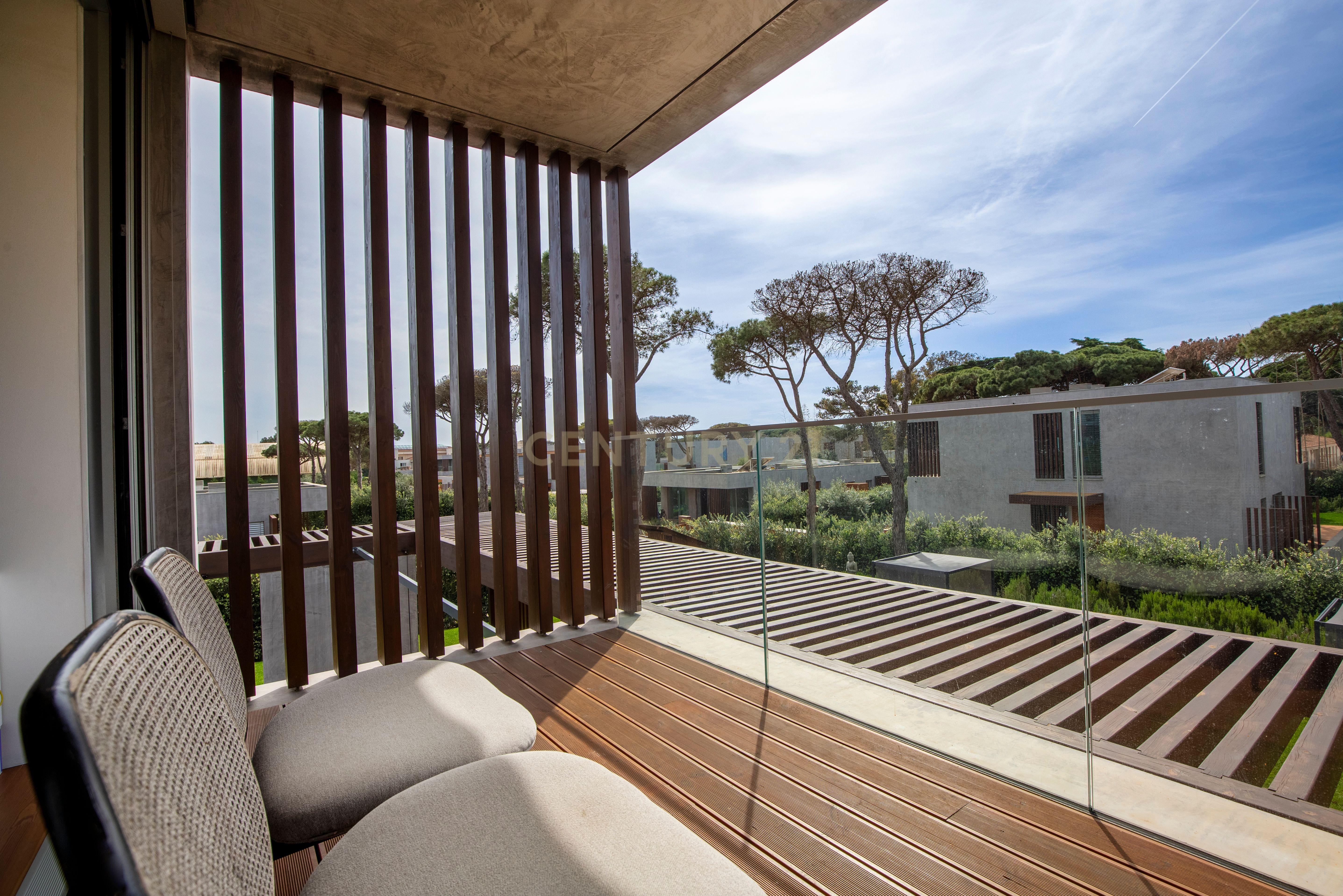 Moradia T5 no Bloom Marinha - Image 16