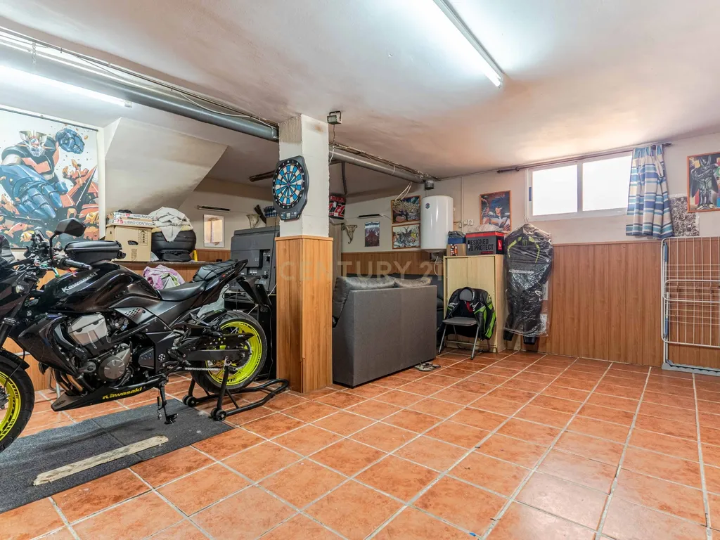 Casa em Cúllar Vega, Granada - Oportunidade Quase Nova - Image 33