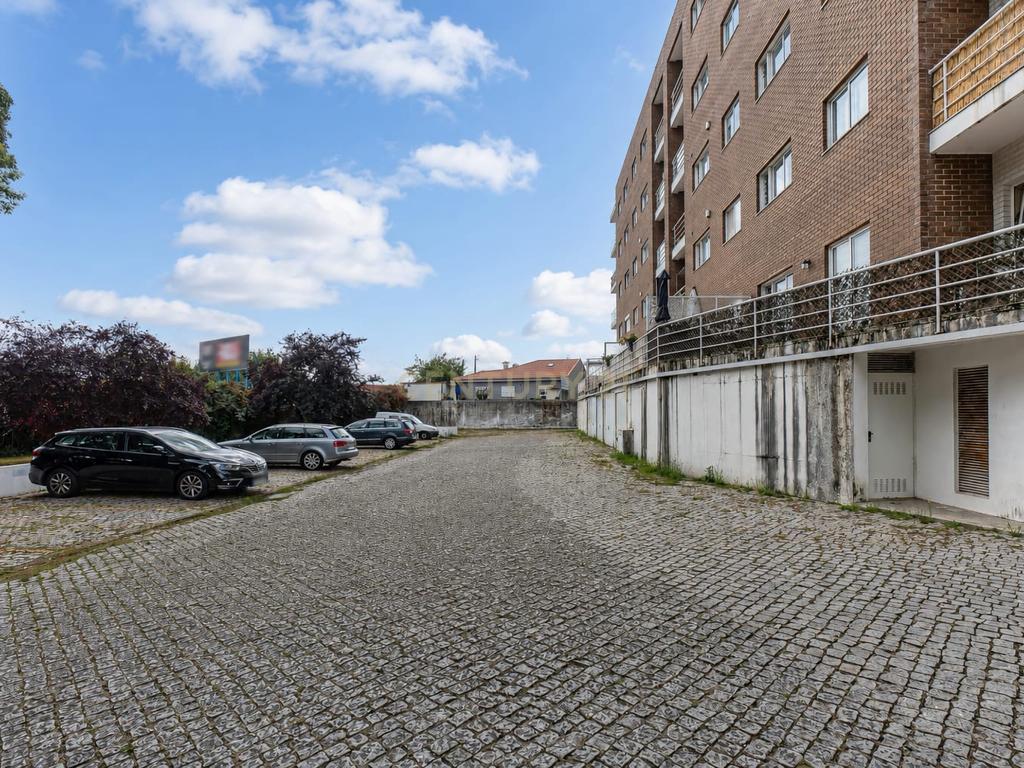 T2 EM ERMESINDE — 106 m², ÁREAS EXTRAORDINÁRIAS E QUALIDADE IMPECÁVEL - Image 27
