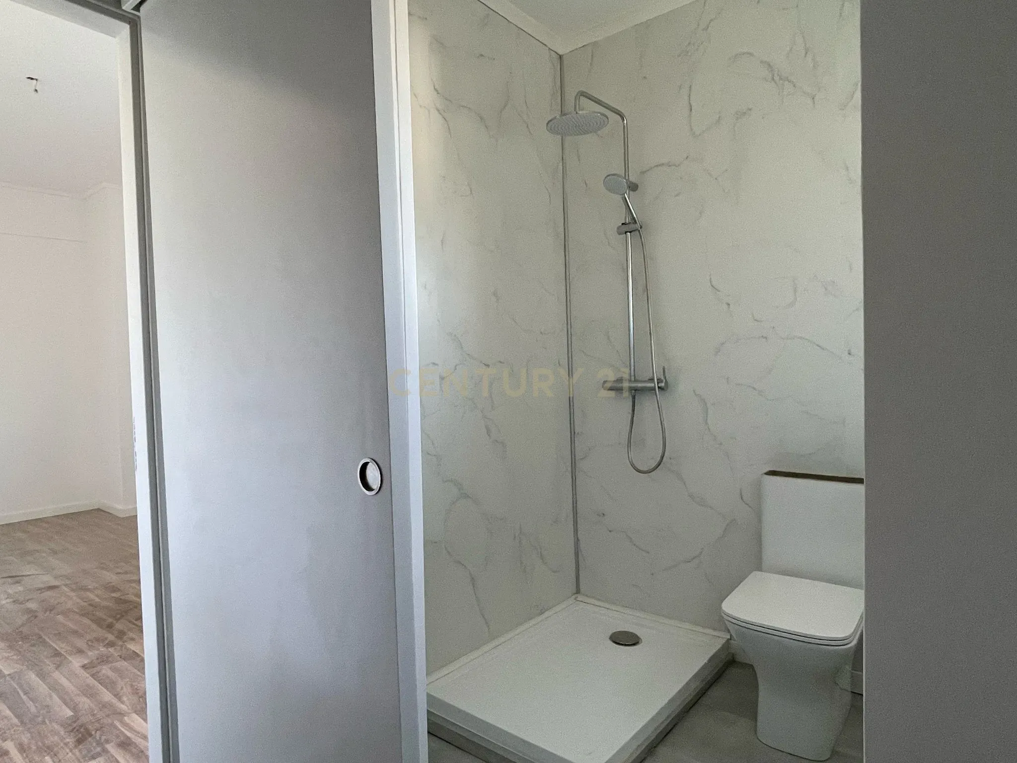 Excelente Apartamento T2 na Covilhã - Image 9
