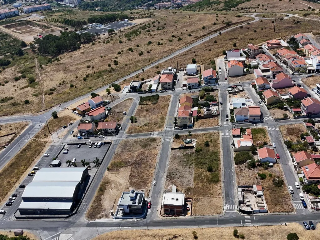 Terreno para construção de moradia T3 | 190 m² | Amadora - Image 13