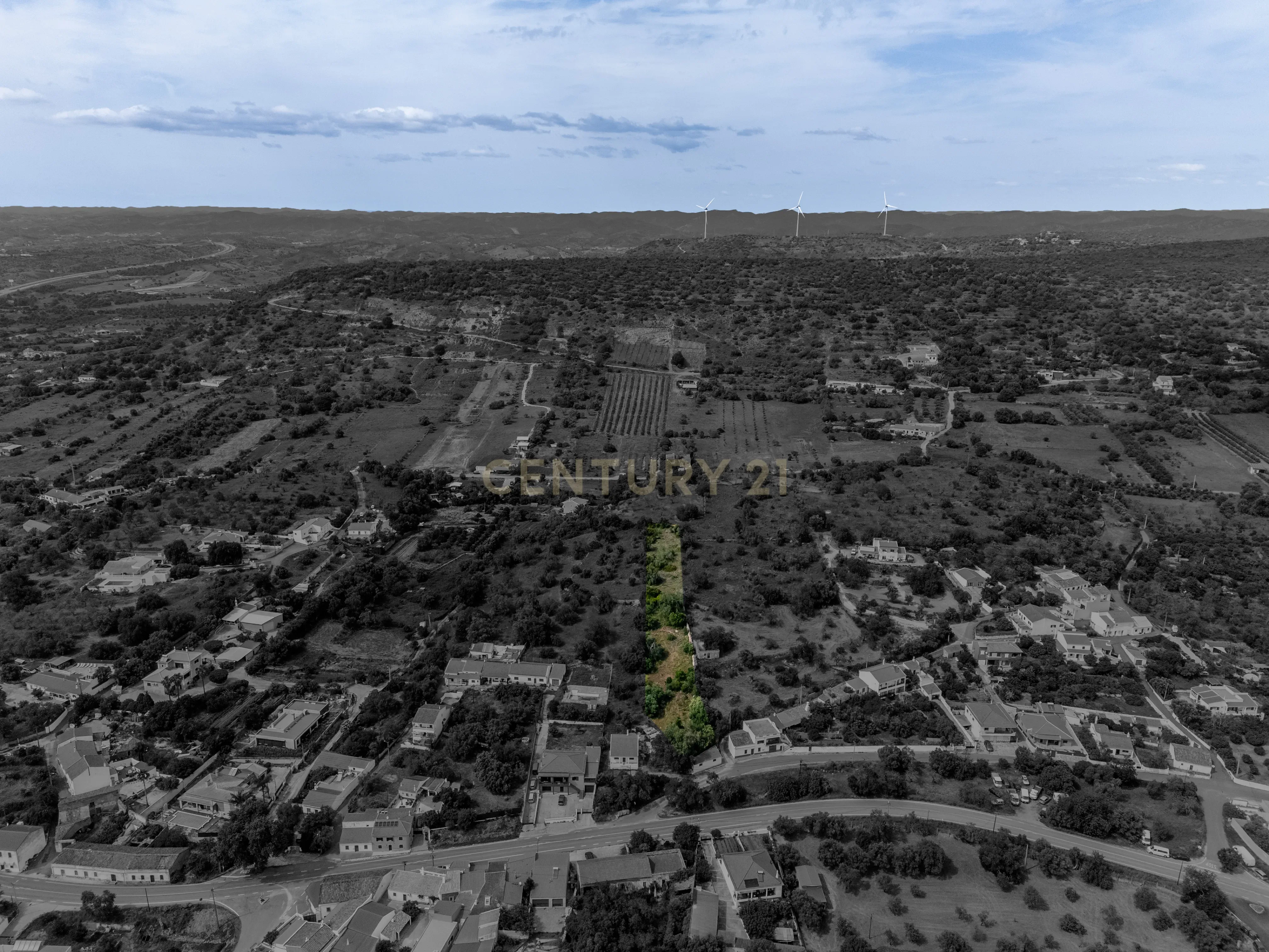 Fotografia 9 de Terreno com Potencial para 3 Moradias | 2.680 m² | São Bartolomeu de Messines | Silves