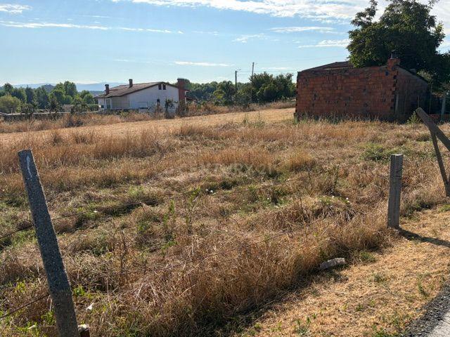 Fotografia 3 de Terreno Urbano em Oliveira do Bairro - Excelente Oportunidade