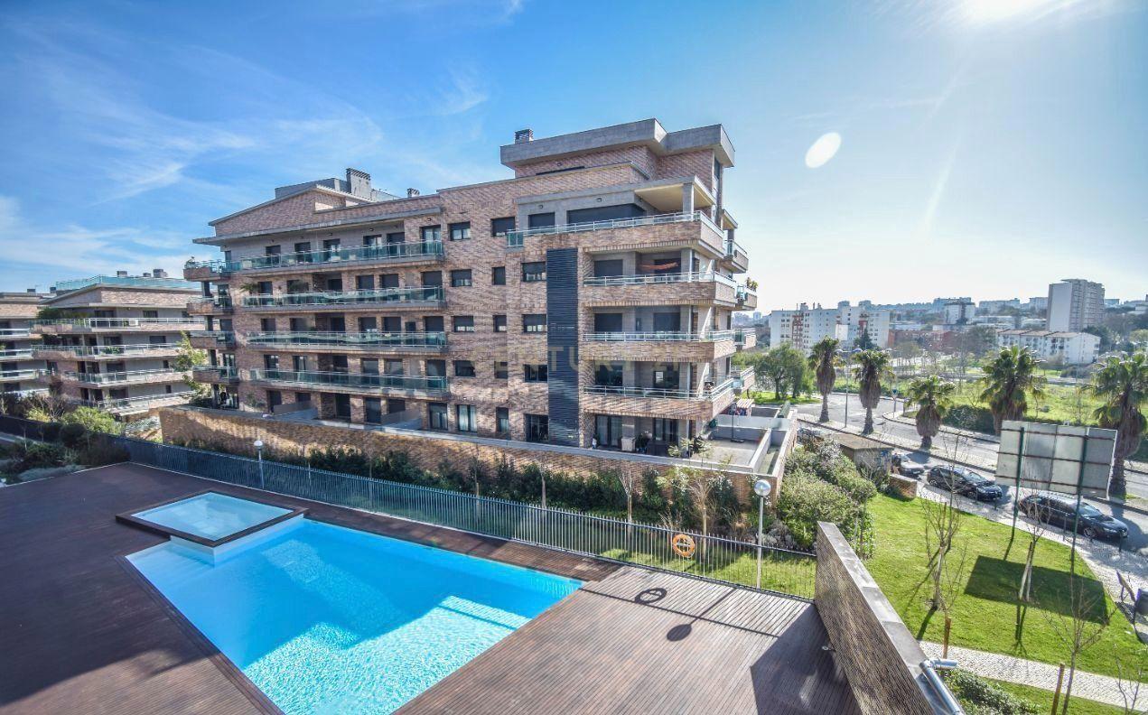 Penthouse duplex Jardins Cristo Rei - Moscavide - Image 3