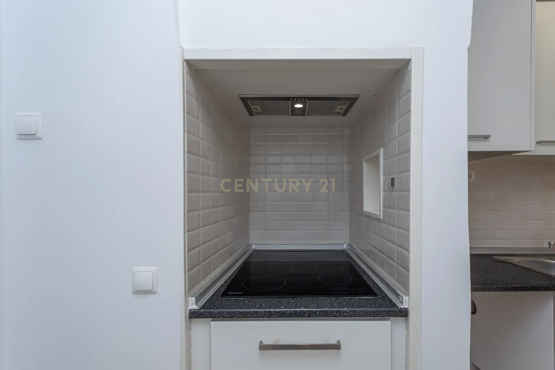 🏡 Apartamento T1+1 na Bica – Viva no coração histórico de Lisboa - Image 10