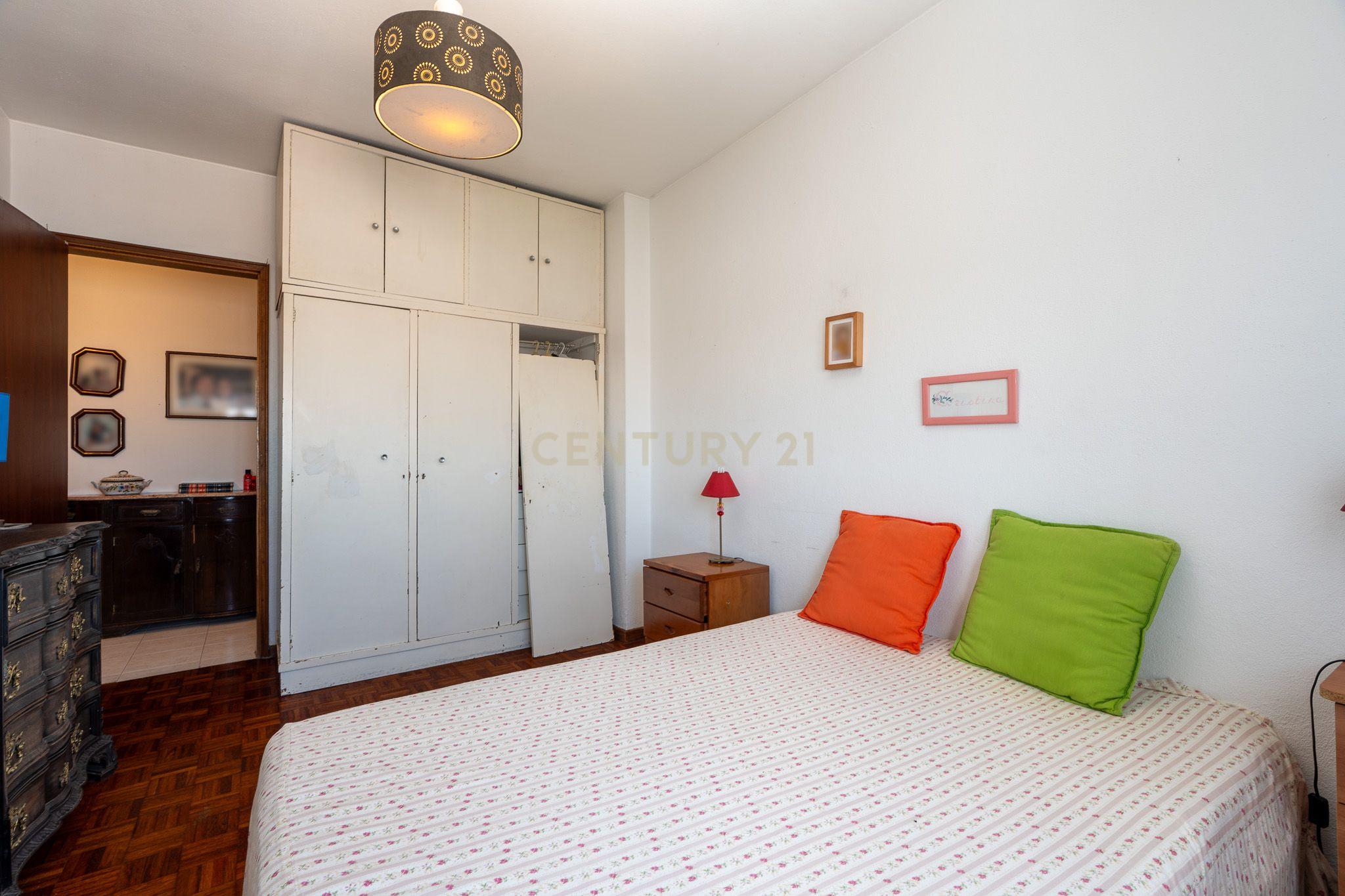 **Fantástico apartamento T4 com arrecadação*** - Image 27