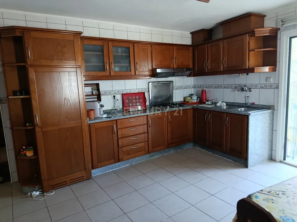 Moradia T4 com Terreno - Salsas - Bragança - Image 12