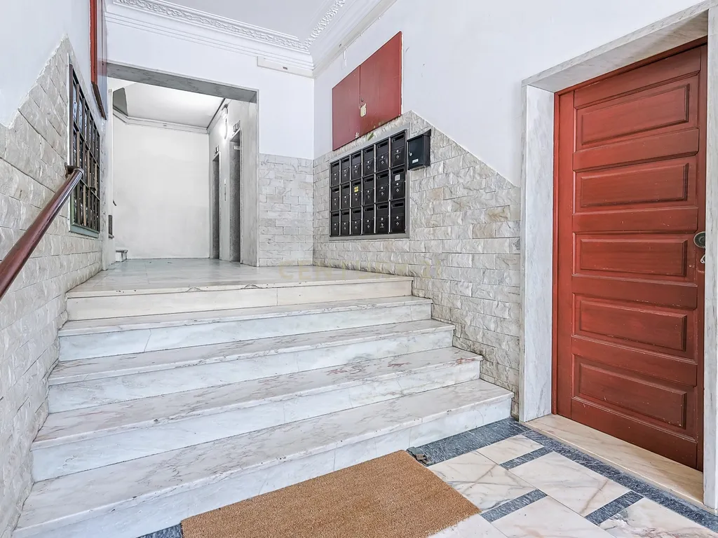 Apartamento T3 em Amora, Seixal - Image 19