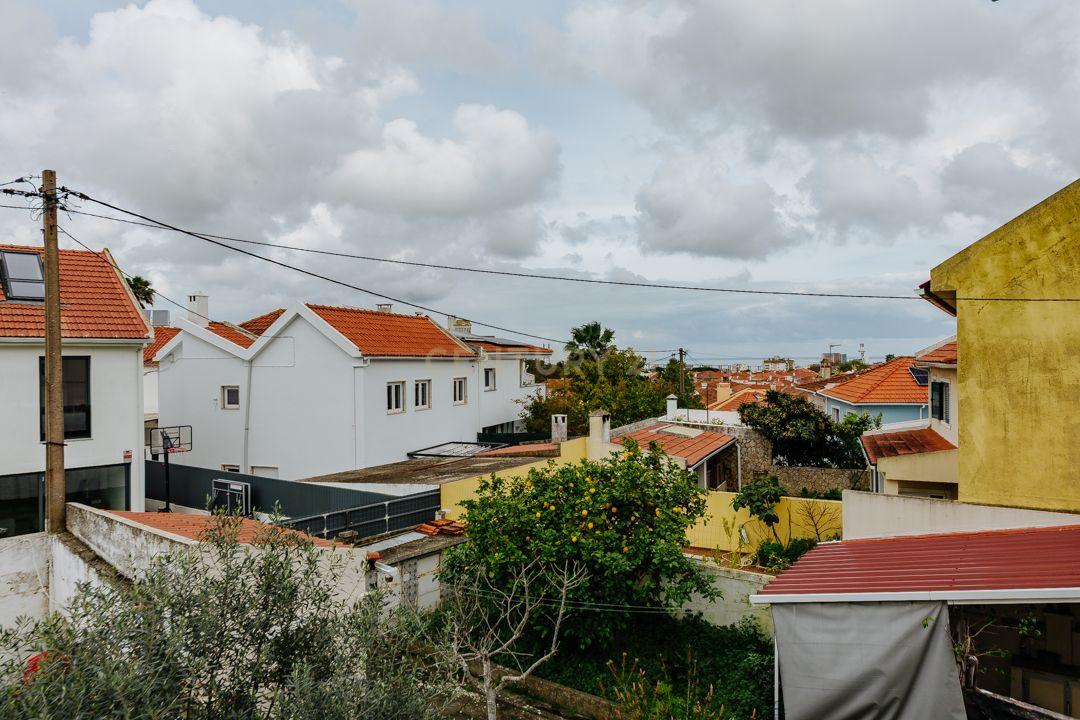 Apartamento/Andar de moradia para arrendamento - Olivais (água e eletricidade incluído no valor da renda) - Image 3