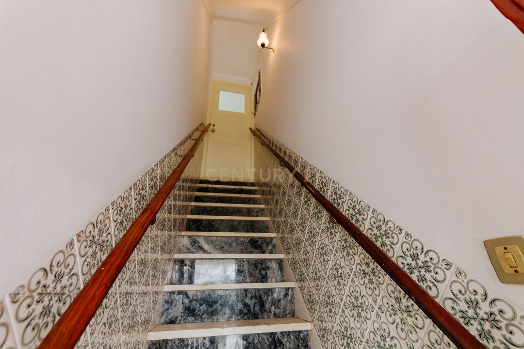 Apartamento/Andar de moradia para arrendamento - Olivais (água e eletricidade incluído no valor da renda) - Image 30