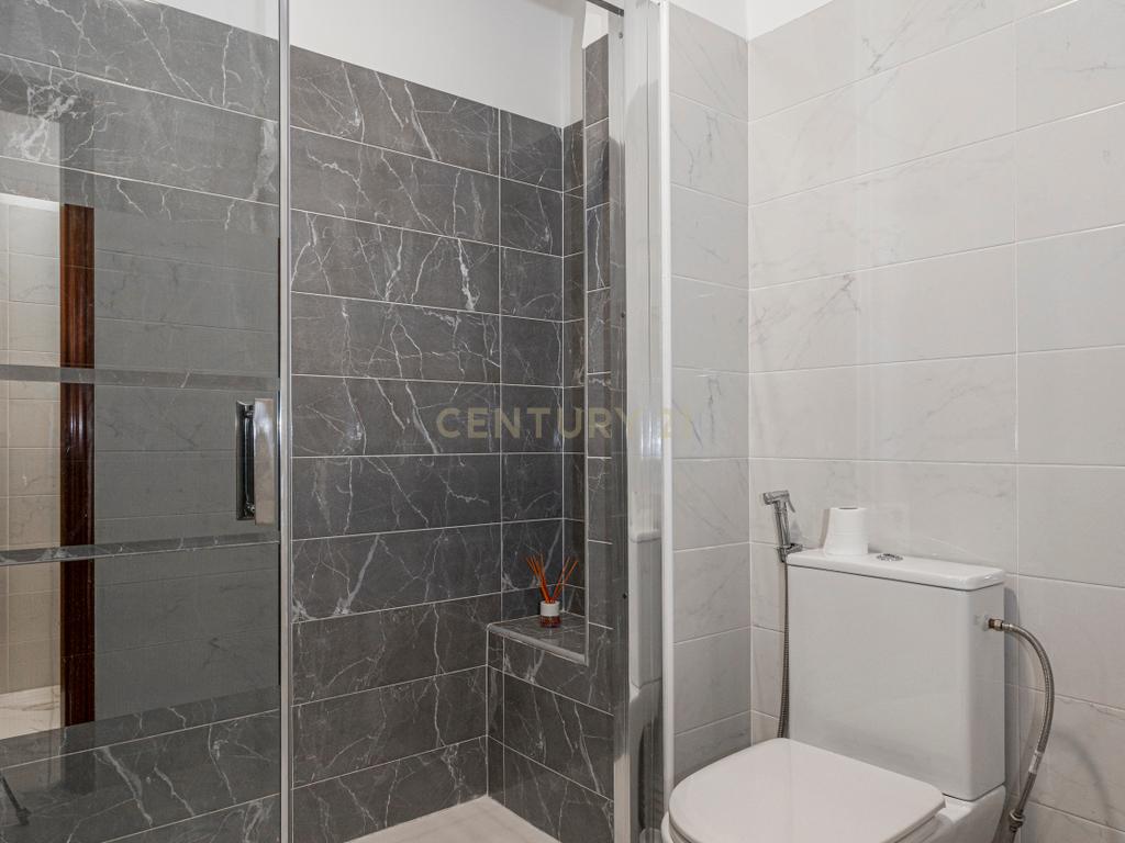 Apartamento T2+1  – Como Novo – Rinchoa, Rio de Mouro - Image 8