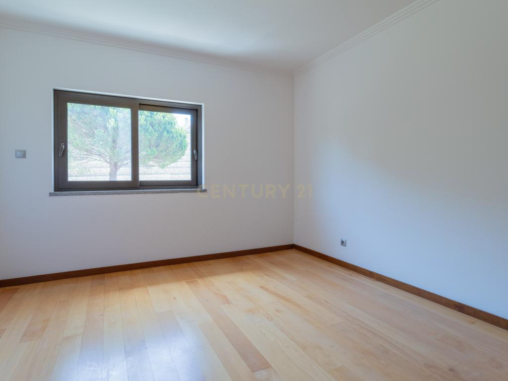 Luxuoso apartamento no Monte Estoril, Cascais com Vista Panorâmica e Acessos - Image 16