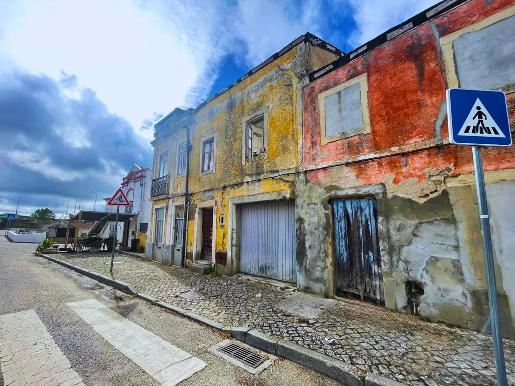 Moradias para reconstrução total no Casal Novo do Rio | Montemor-o-Velho - Image 2