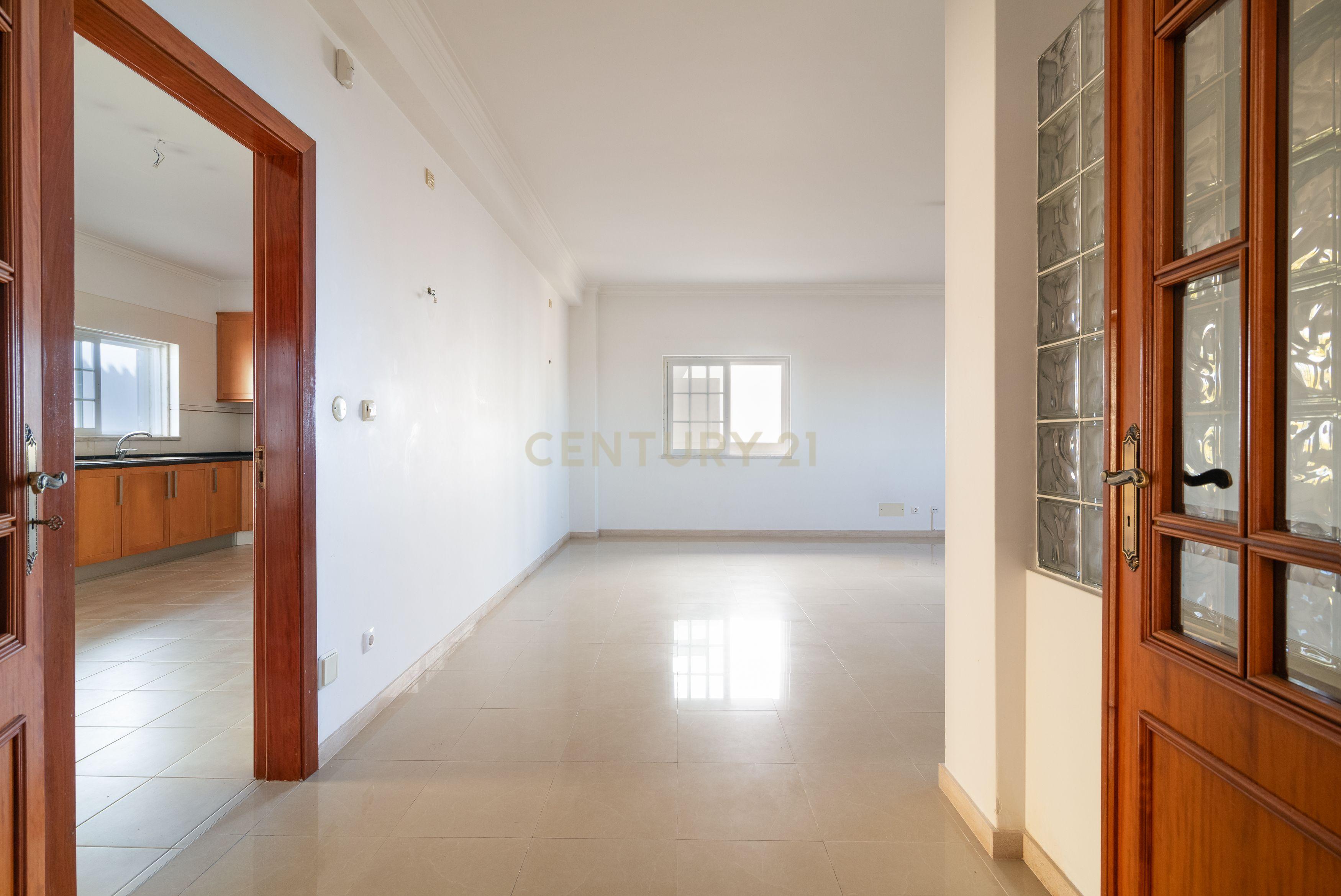 Moradia T4 à venda em Pontinha e Famões, Odivelas — foto 4