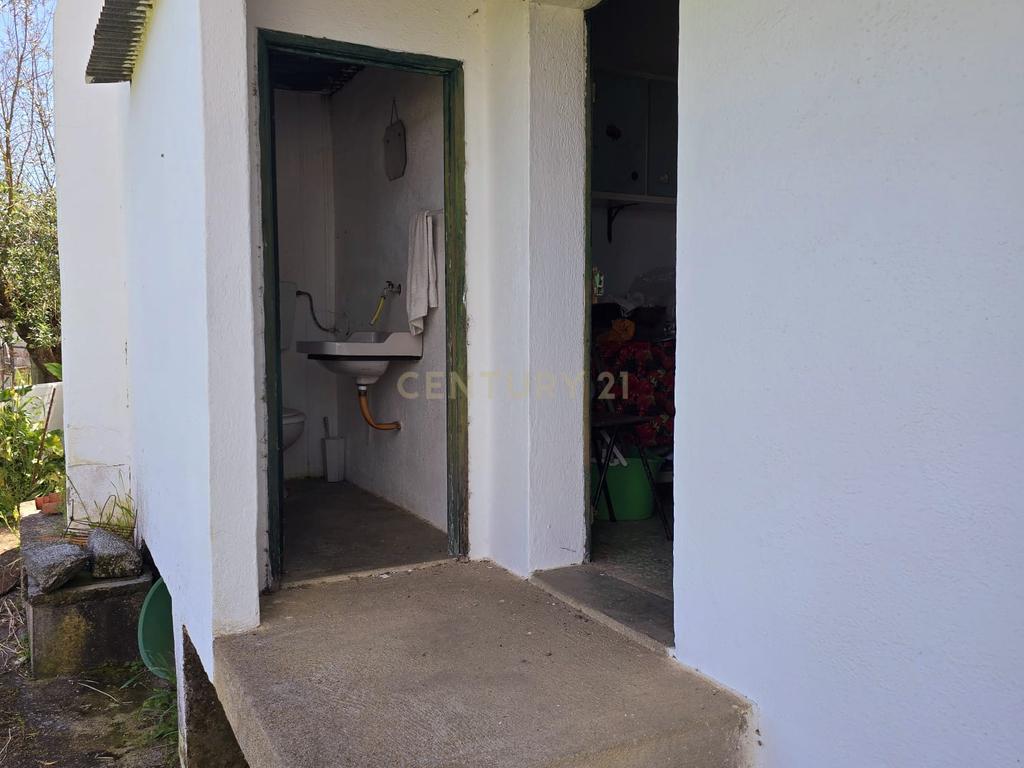 Moradia com Vista Desafogada e Potencial para Duas Habitações Independentes – Ilhas, Arraiolos Évora - Image 41
