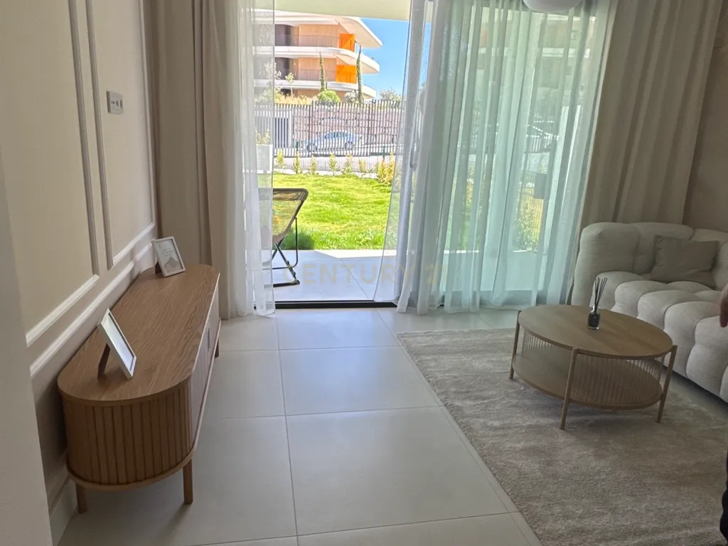 Exclusivo! Apartamento novo com jardim: terraço de 125 m² e acesso opcional ao Hilton Resort - Image 3