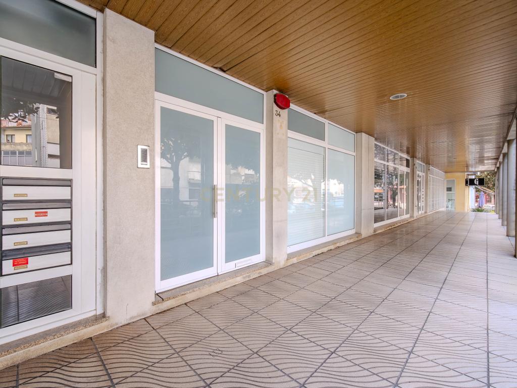 Apartamento T2 Novo com lugar de Estacionamento em Rio Tinto - Image 18