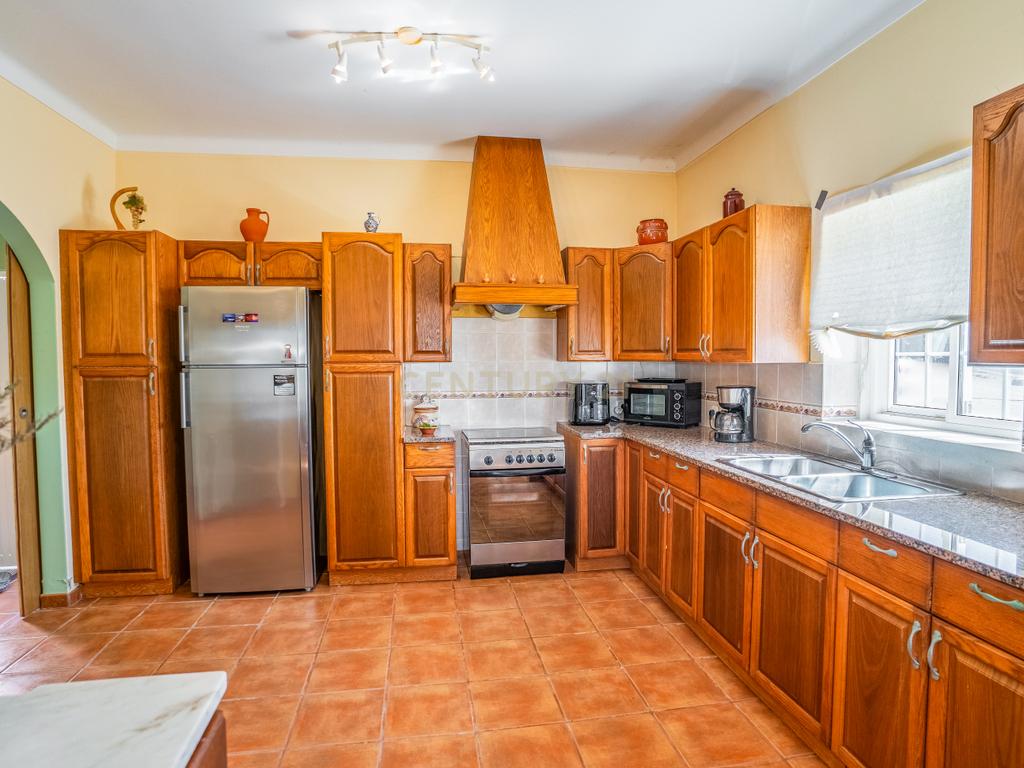 Moradia T3 convertido em T2, com anexo e armazém em Cabeça Alta, Carvalhal Benfeito – Caldas da Rainha - Image 6