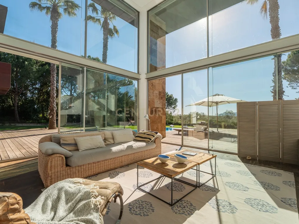 Moradia Exclusiva em Primeira Linha de Mar com Piscina Infinita / Tróia-Carvalhal - Image 8