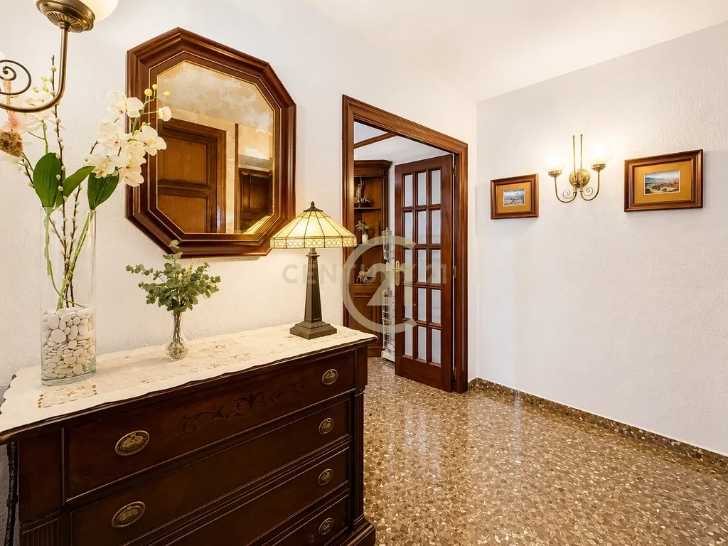 !! Habitação de 265 m² na Avenida Andalucía, Málaga !! - Image 35